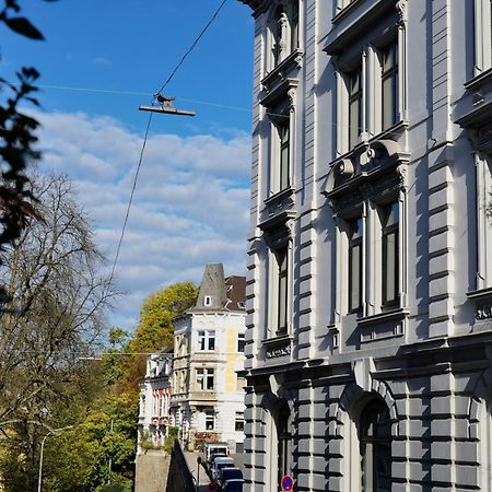 Luxurioeses Altbau Im Szenenviertel Daire Wuppertal Dış mekan fotoğraf